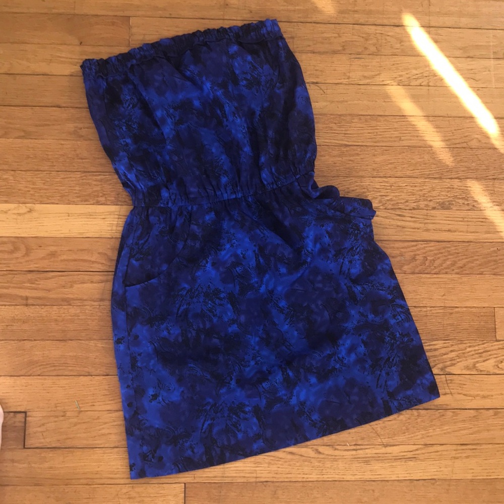 Urban Outfitters Strapless dress deep blue